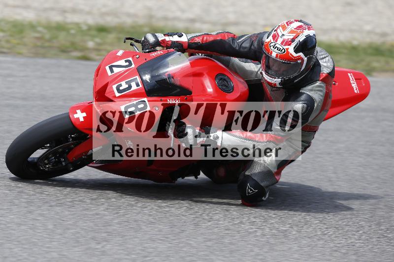 /10 20.04.2026  Pluess Moto Sport ADR/Freies Fahren/258